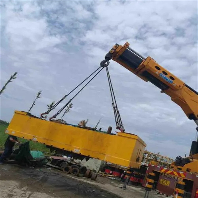 遂川县随车吊吊集装箱怎么吊